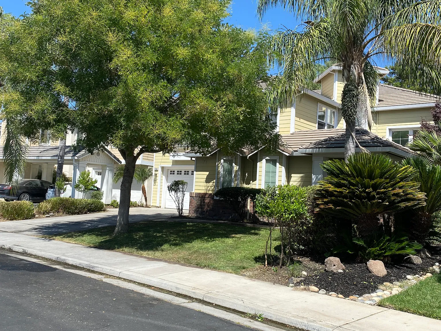 5 bed, 3610 sqft, $3,500 — Photo 4
