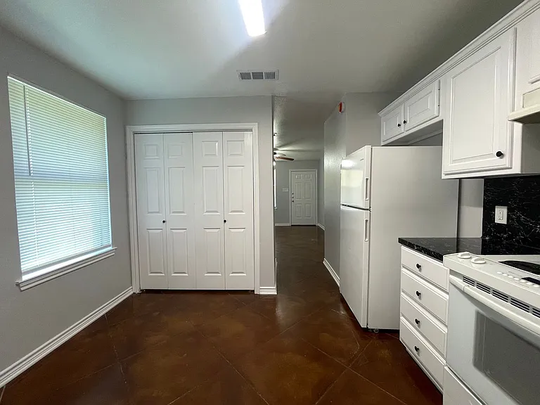 203 Memory Ln #C — Photo 9