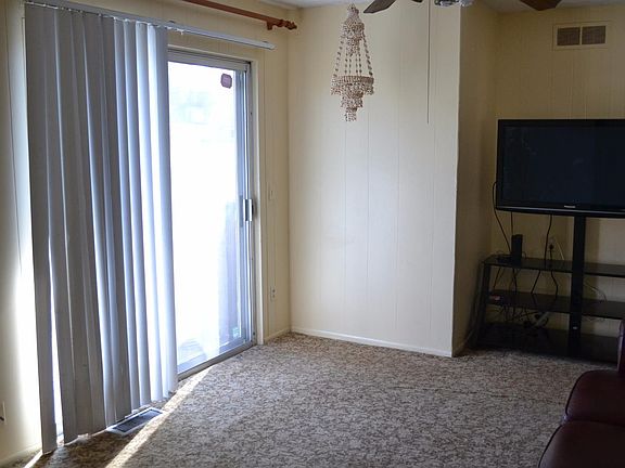 4th image of 7926 Southampton Ct