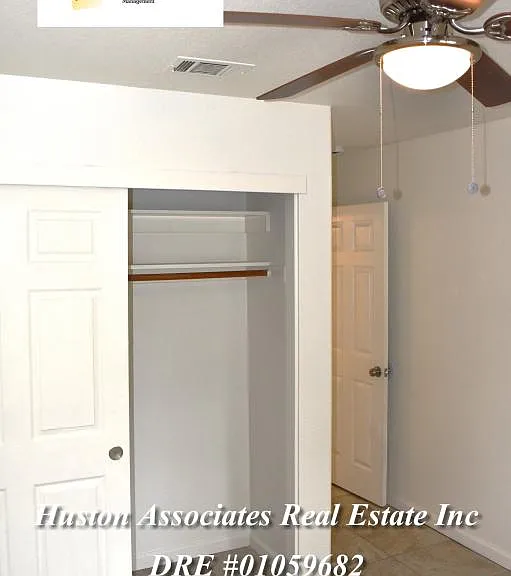 3915 Bridlewood Cir — Photo 10