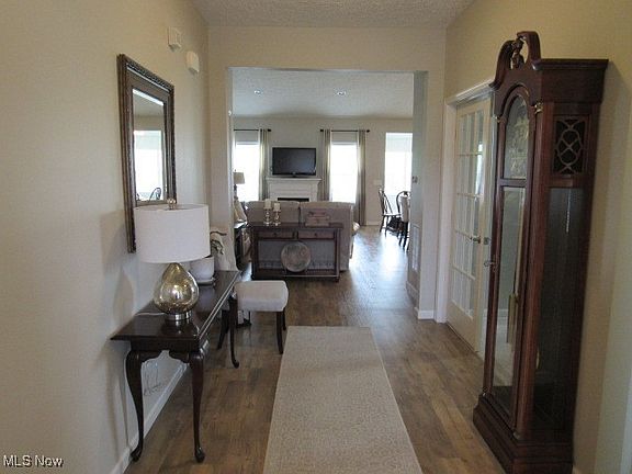 3rd image of 6550 Wisteria Ln