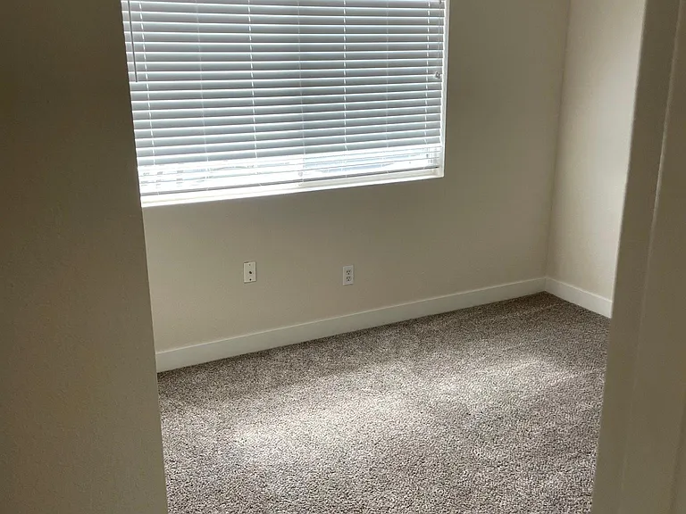 Upstair bedroom 1