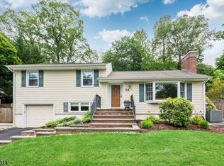 84 Burnham Pkwy, Morristown, NJ