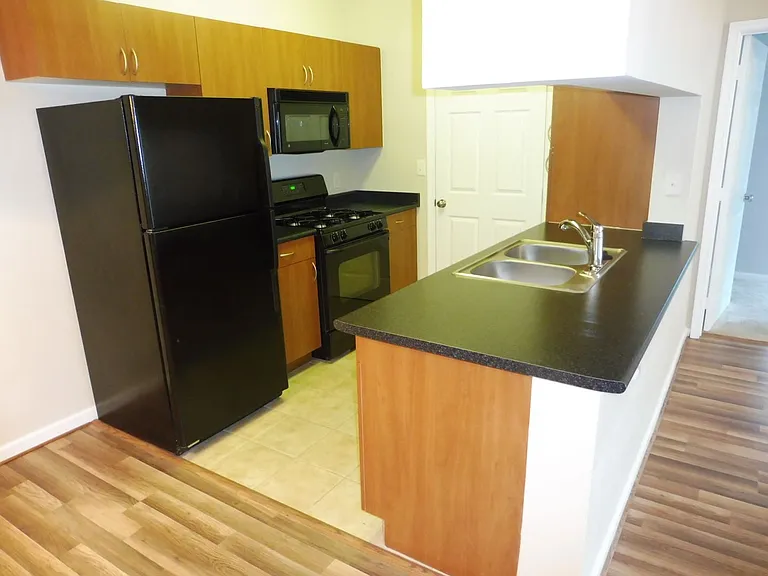 19611 Galway Bay Cir #102 — Photo 6
