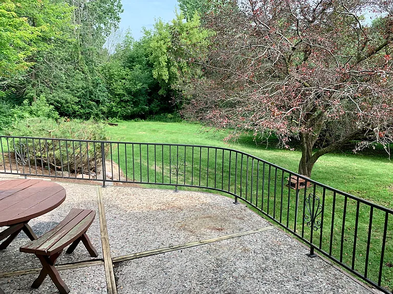 11 Green Way Dr #1 — Photo 10
