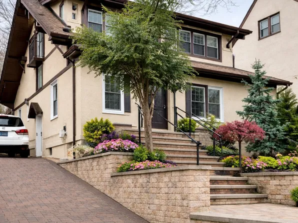 45-44 Browvale Drive image 1 of 20