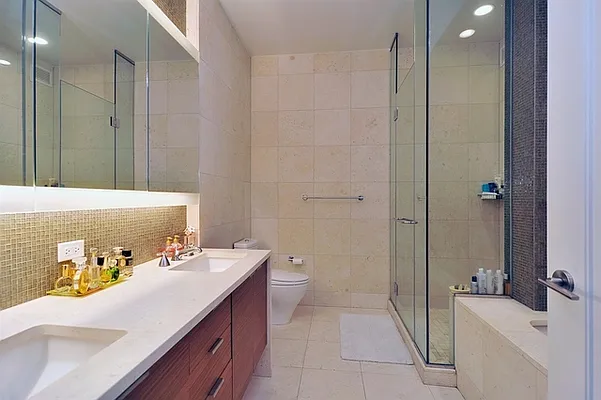Rented by Compass | media 26