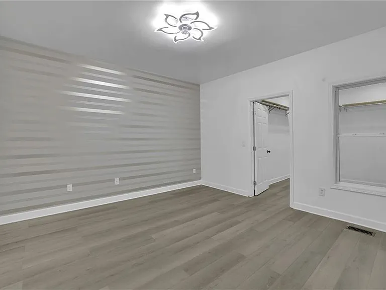 902 Whistler Ln — Photo 10