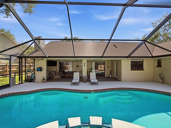 5th image of 3108 Rolling Acres Pl