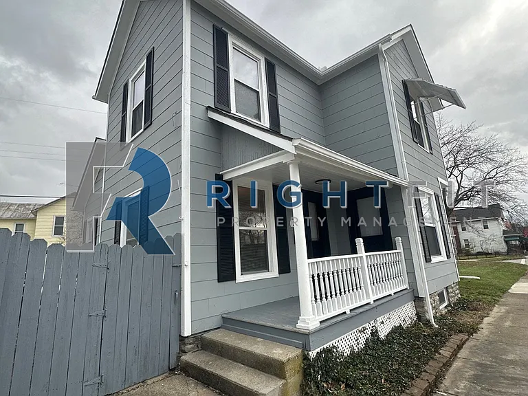 218 S Main St — Photo 37