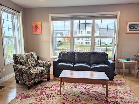 living room - 1st floor