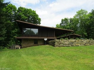 15458 W Middletown Rd, Beloit, OH 44609