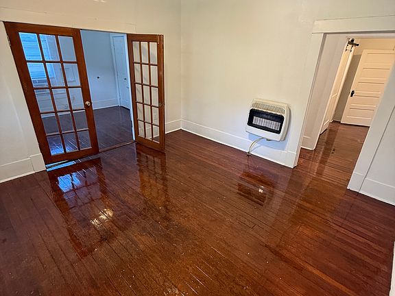 3rd image of 939 W Elsmere Pl APT 100