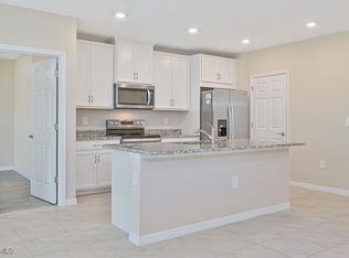 3052 Royal Gardens Ave, Fort Myers, FL 33916