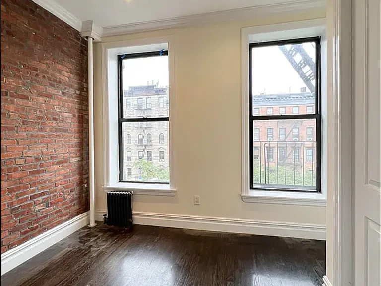 128 2nd Ave #D2 — Photo 6
