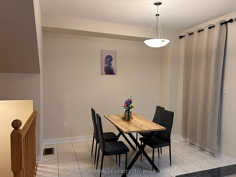 197 Mumbai Dr — Photo 12