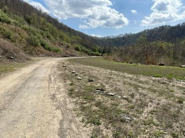 0 Stonehenge Dr, Pikeville, KY 41501