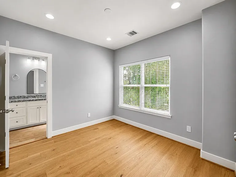 3605 Billingsley St #B — Photo 25