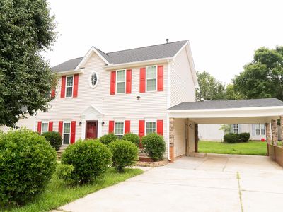 1100 Aaron Dr, Raleigh, NC, 27610