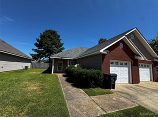 185 Pine Meadow Cir, Elmore, AL 36025