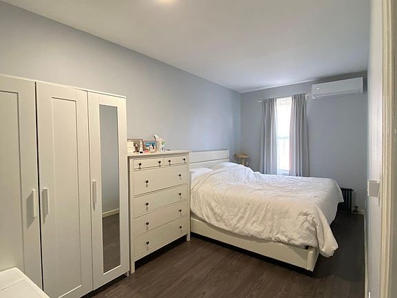 5th image of 7118 15th Ave Floor 2
