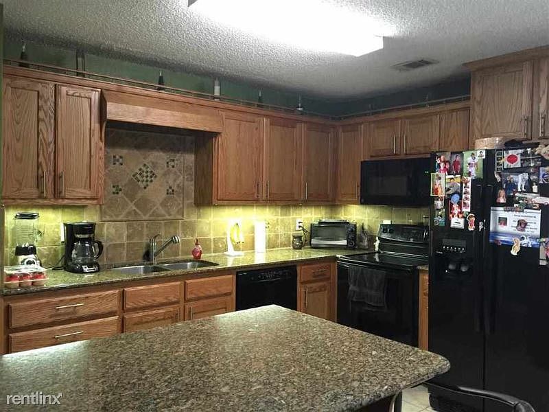 2nd image of 232 Whiterock Rd
