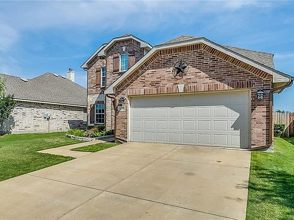 3rd image of 1321 Haley Ln