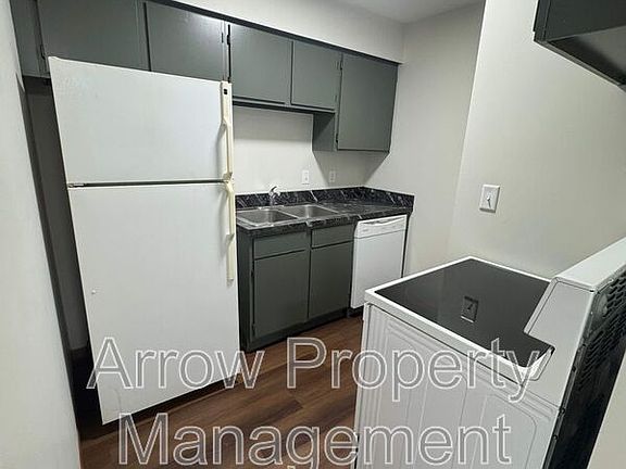 4th image of 924 Garfield St Unit 5