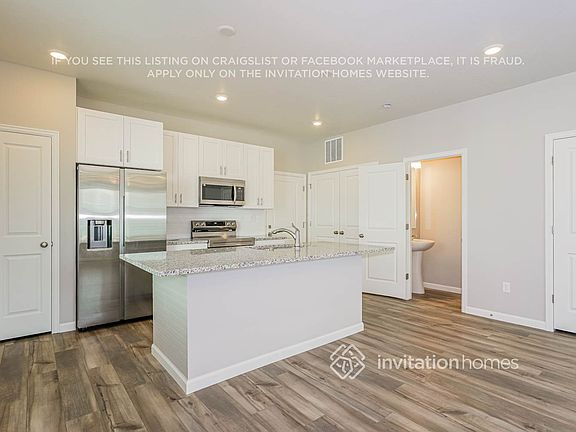 5th image of 26 N Riverside Dr