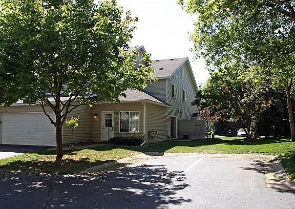 2nd image of 2244 Williams Dr