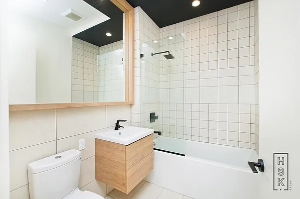 Rented by HSK Group Inc | media 36