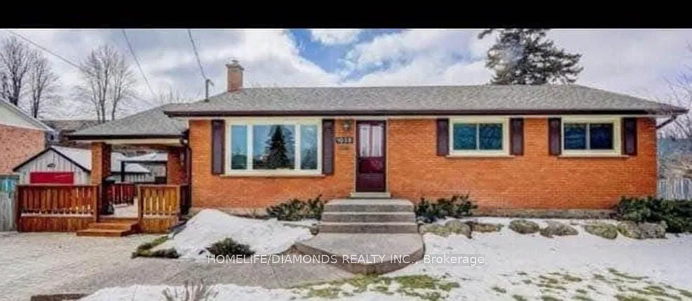 3 bed, $2,990 — Photo 1