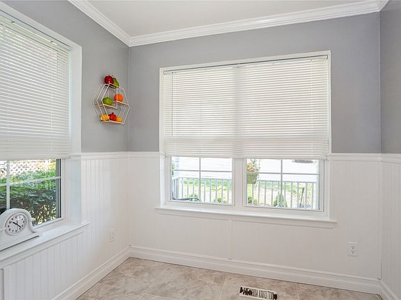 5th image of 46 Sprucewood Blvd #46