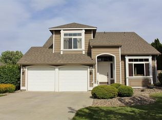 1912 Newhaven Loop, Richland, WA