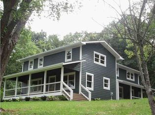 39 Sugar Grove Ct, Clyde, NC 28721