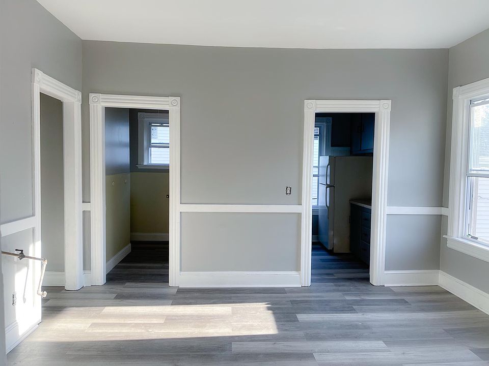 2nd image of 686 Broadway #2B