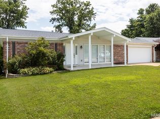 6522 Thornhurst Ct, Saint Louis, MO 63129