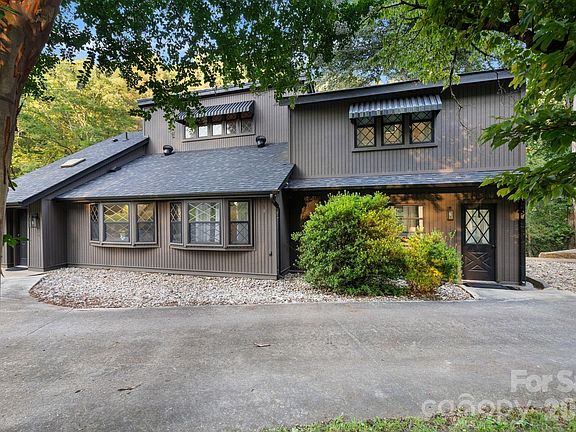 4th image of 1754 Lake Tahoma Rd