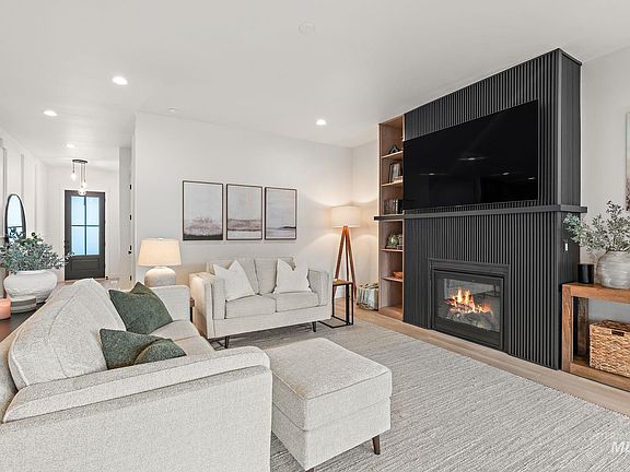 5th image of 6862 N Willowside Ave