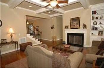 4th image of 7151 Big Oak Ln