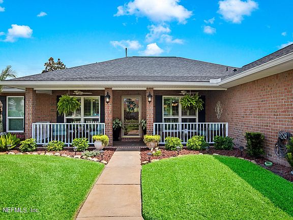 5th image of 213 Carolina Jasmine Ln
