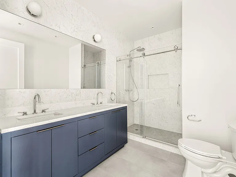 709 Monroe St #1 — Photo 11