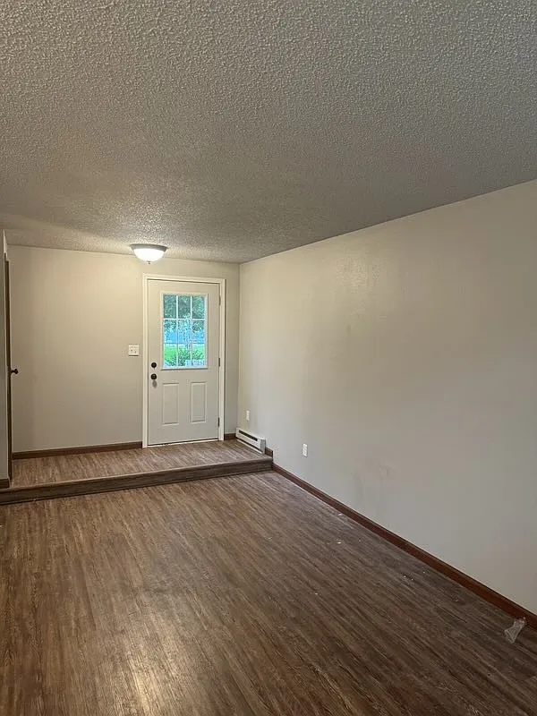 3 bed, 2.5 bath, 1248 sqft, $1,875 — Photo 4