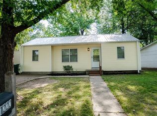 1222 Richard Ave, Parsons, KS 67357