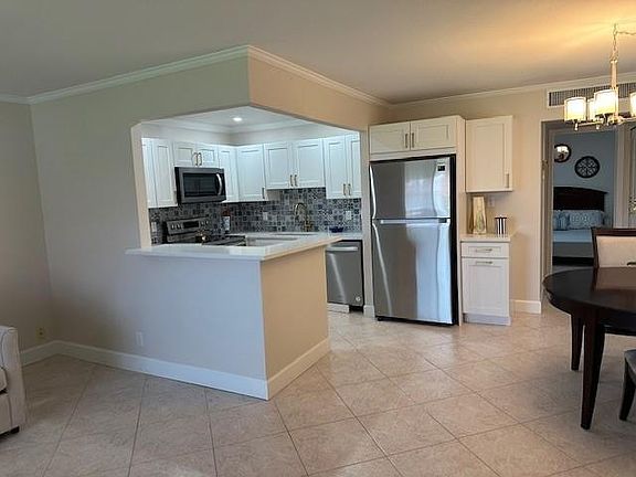4th image of 251 Seville K #251