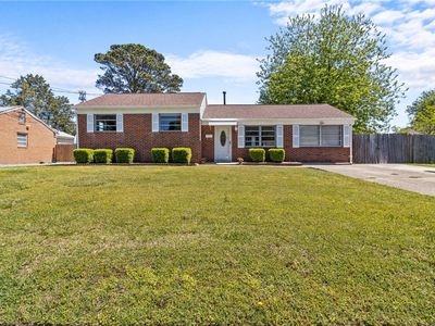 12 Longwood Dr, Hampton, VA, 23669