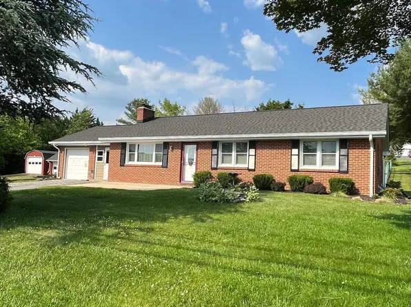 2615 Marston Rd, New Windsor, MD 21776