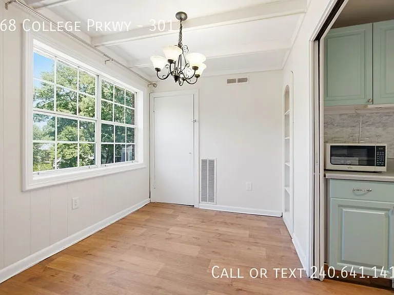868 College Pkwy #301 — Photo 10
