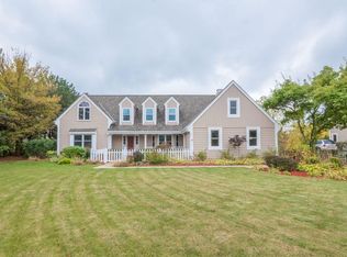 18845 Brookridge Dr, Brookfield, WI 53045
