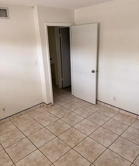 607 S State Road 7 #1G — Photo 16